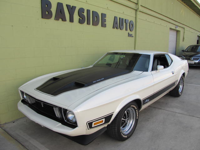 1973 Ford マスタング マッハ1 憧れのアメ車をアメリカで乗ってみませんか! 新車のようなクラシックカー