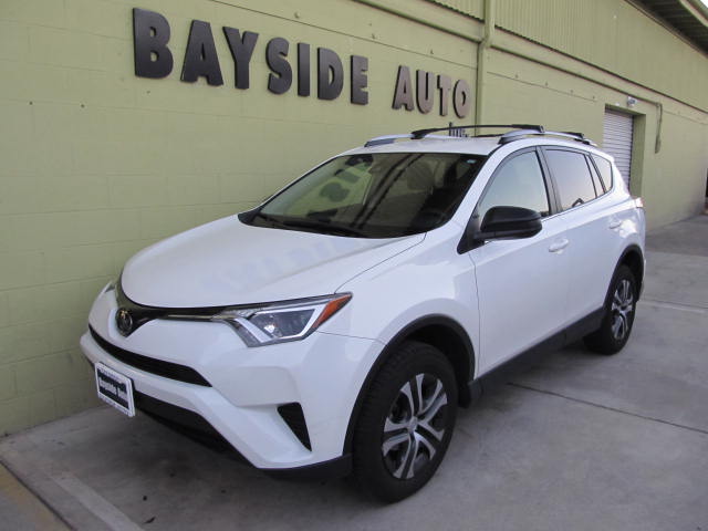 2017 Toyota RAV4 日本人1オーナー車 もちろん新車から当社で納車させて頂いている特上車です。