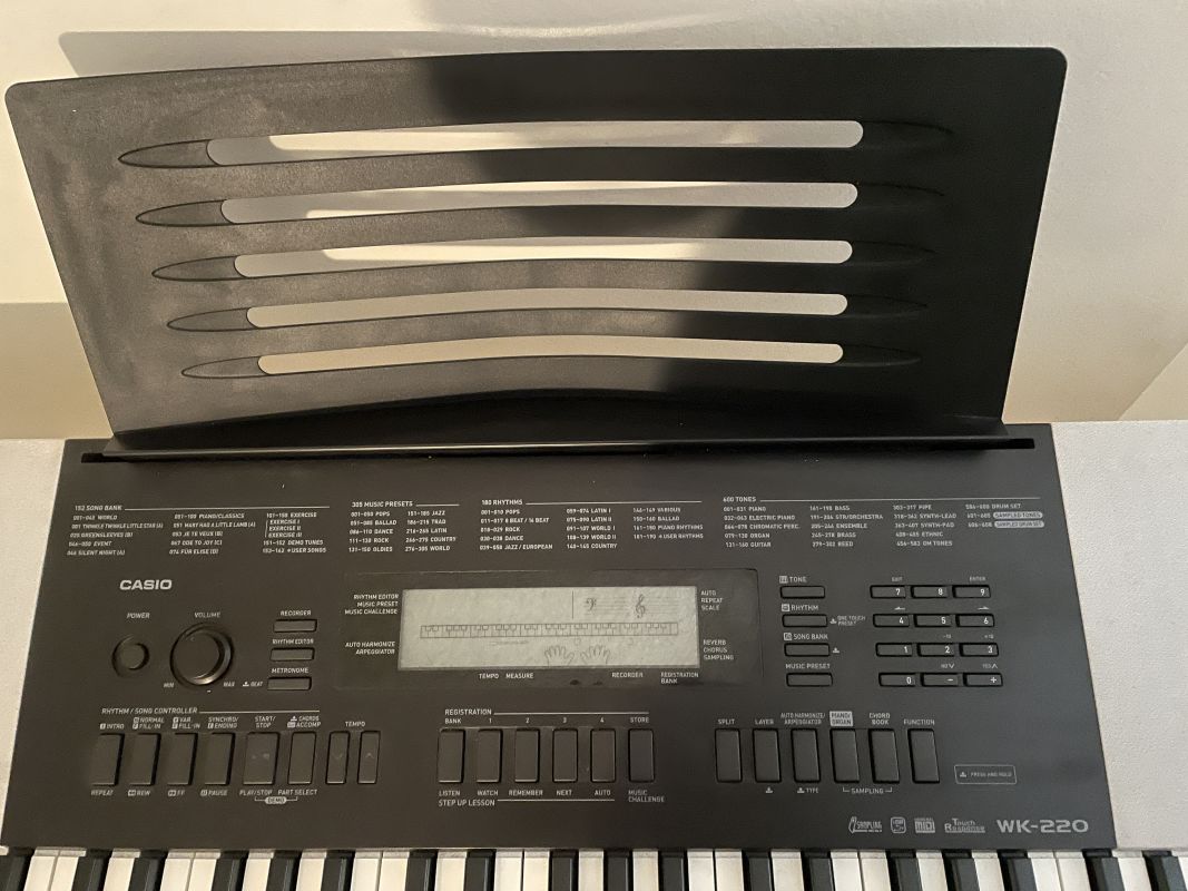 CASIO 電子ピアノ WK-220